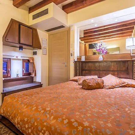 Penzion Ca' Dei Dogi 4*